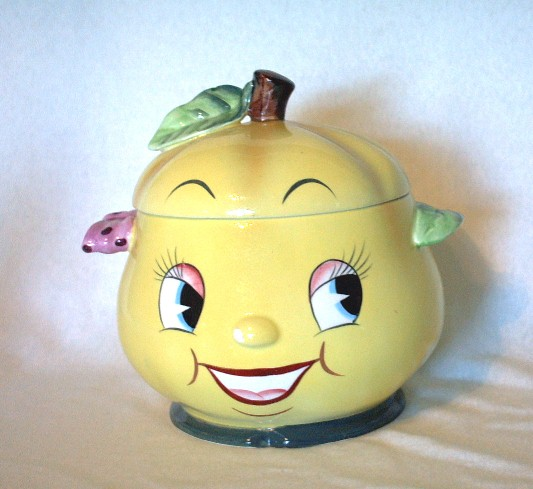 ADORABLE OLD SMILING APPLE COOKIE JAR